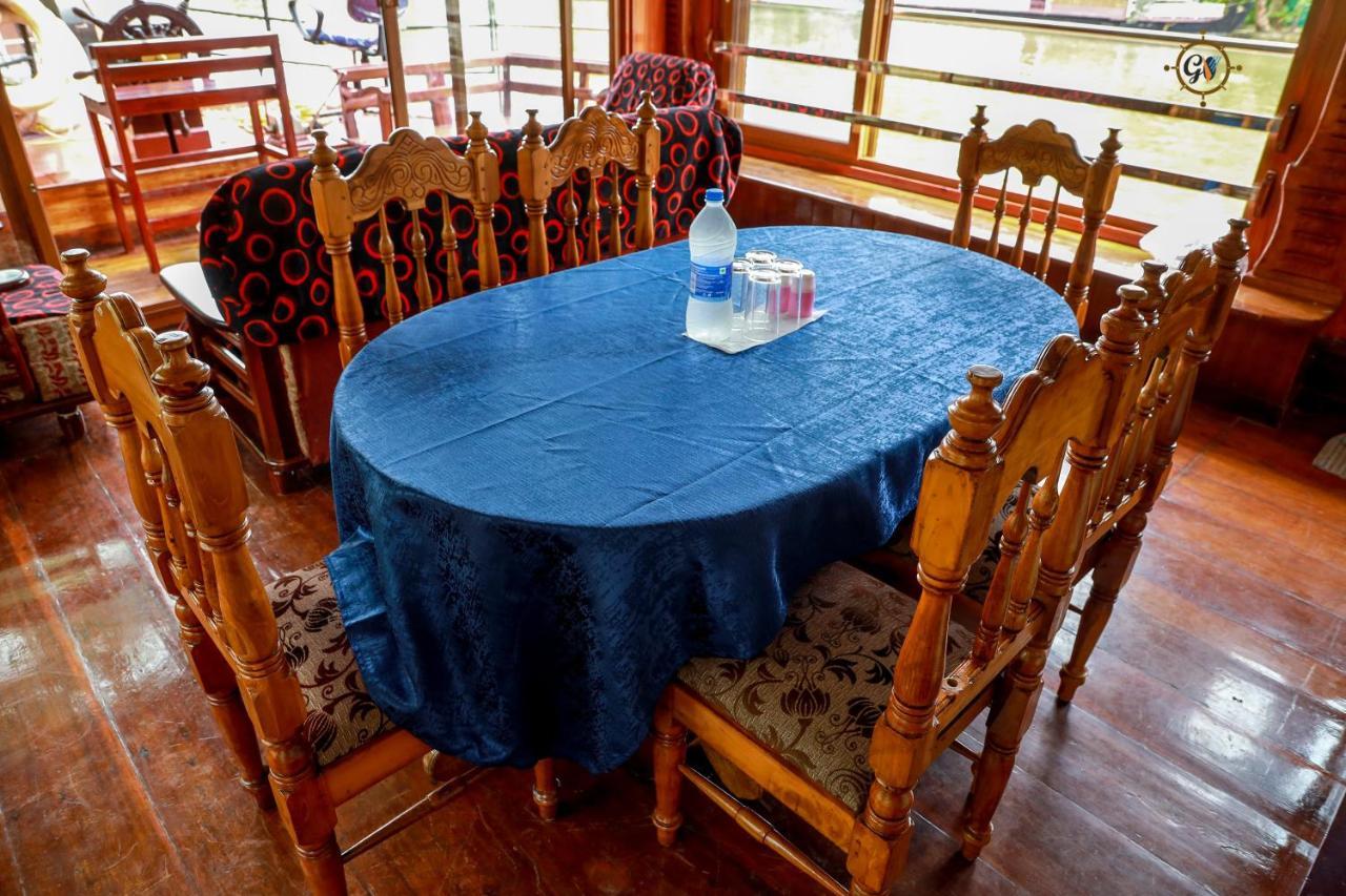 Grand Villa Houseboat Kumarakom Zewnętrze zdjęcie