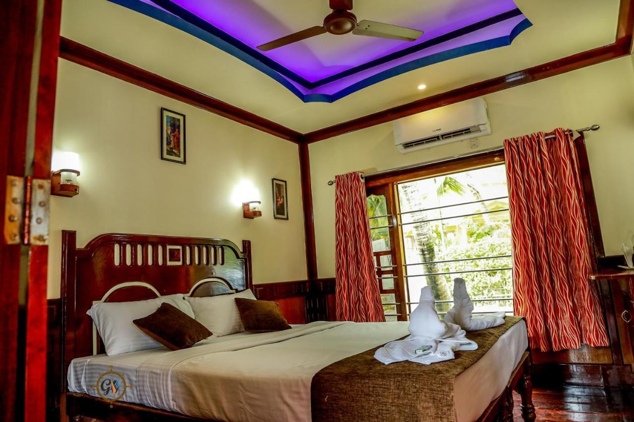 Grand Villa Houseboat Kumarakom Zewnętrze zdjęcie