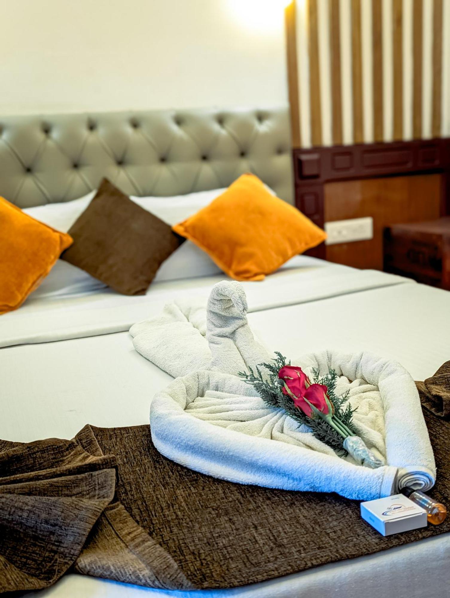 Grand Villa Houseboat Kumarakom Zewnętrze zdjęcie